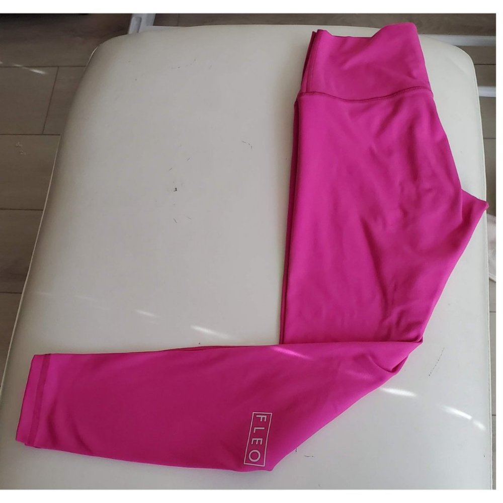 Fleo 25" Romey REWARDS Berry Sorbet leggings, size M